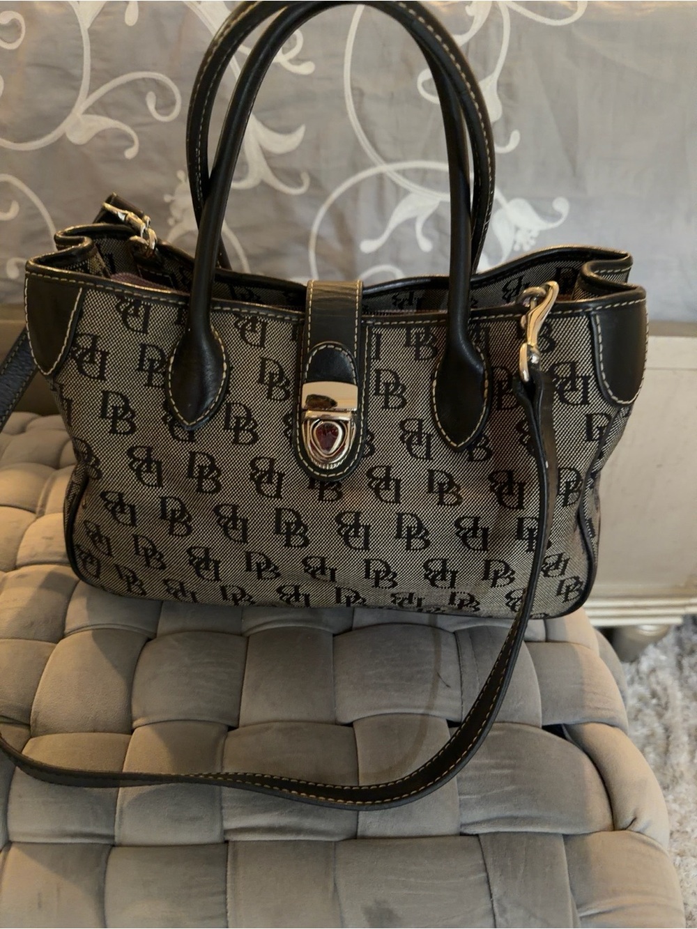 Dooney & Bourke Black & Gray Signature Logo Satchel - Picture 2 of 10